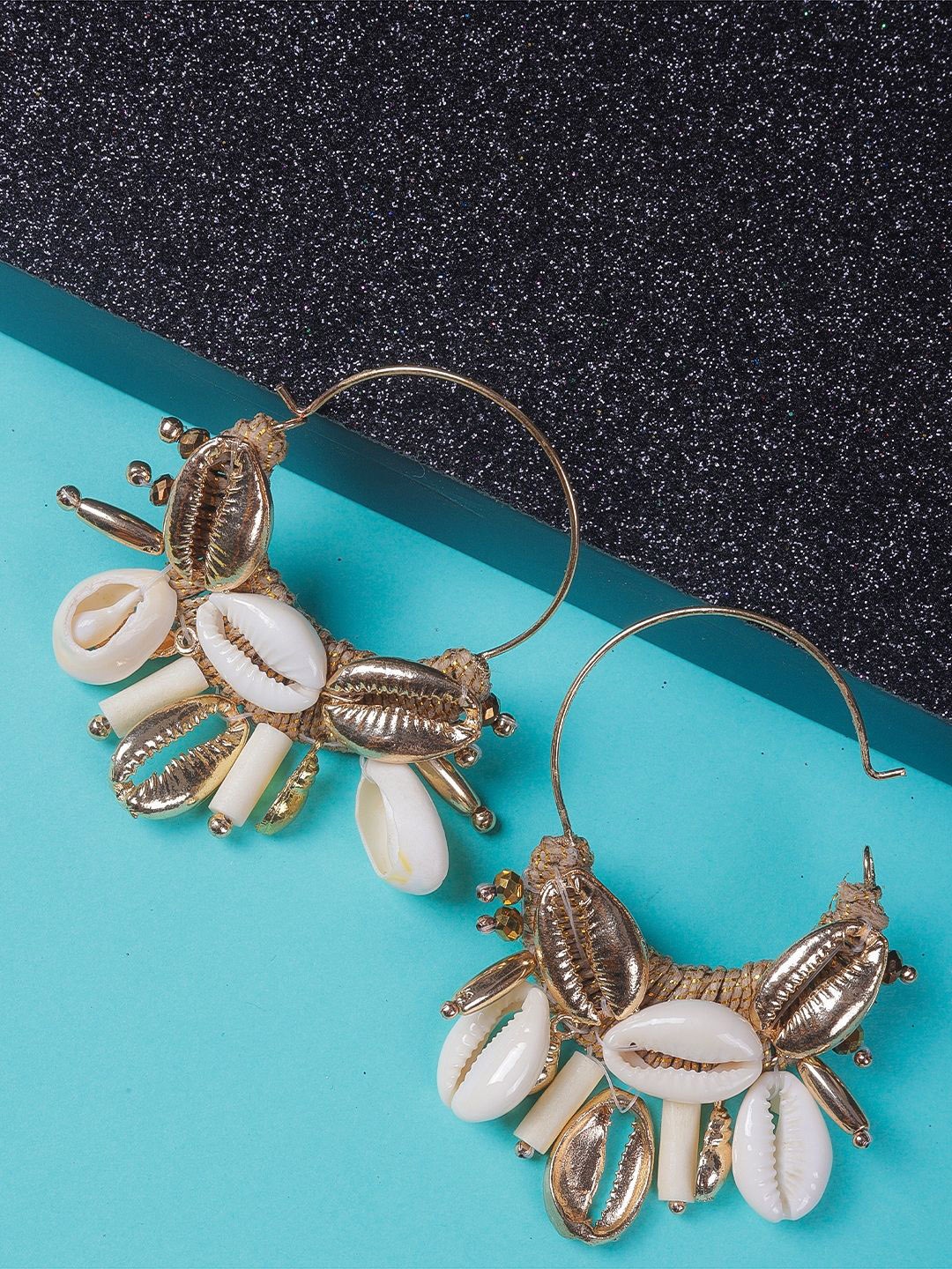 

KPOP Contemporary Drop Earrings, Gold