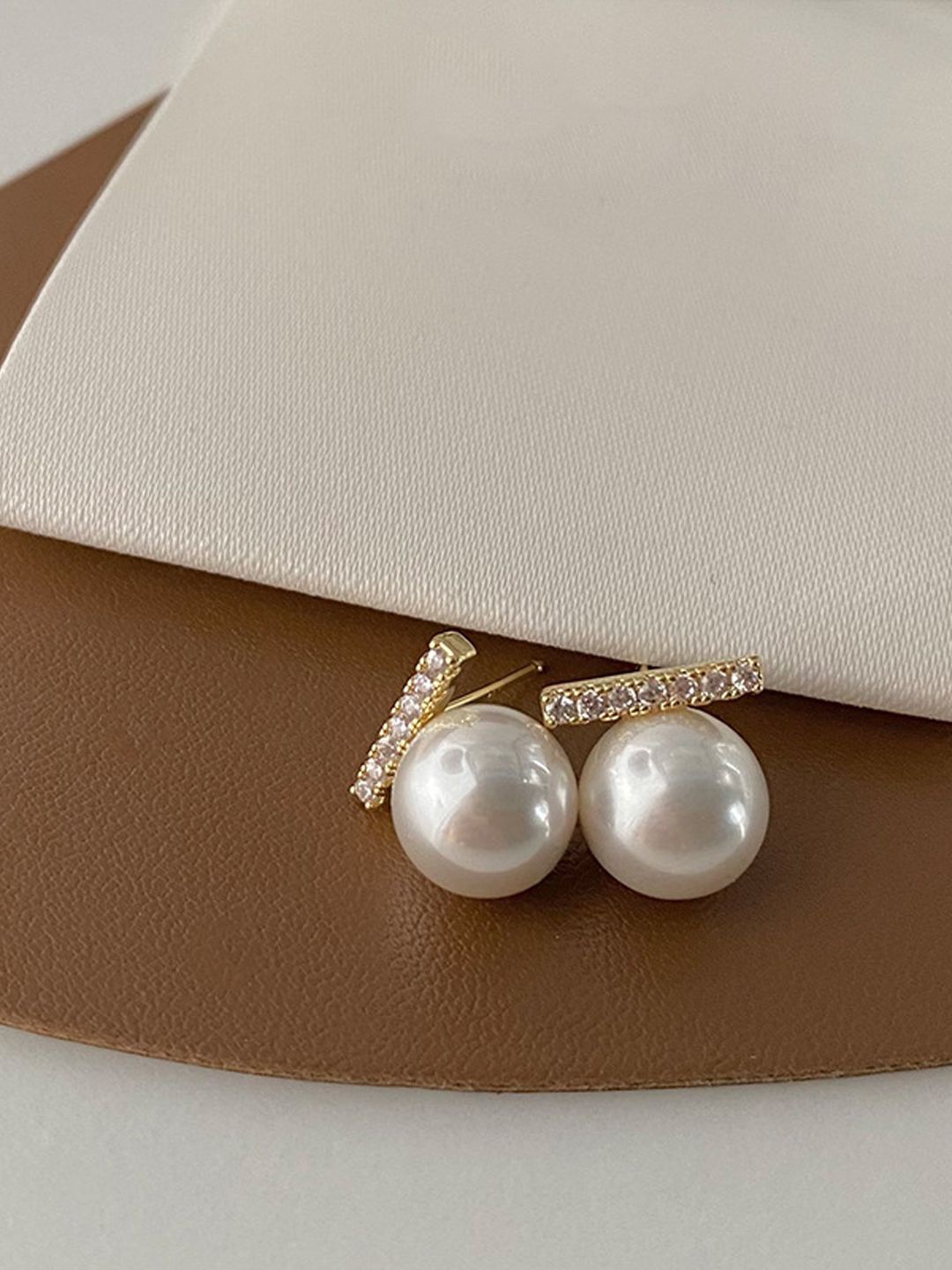 

Krelin Gold Plated Pearls Classic Studs