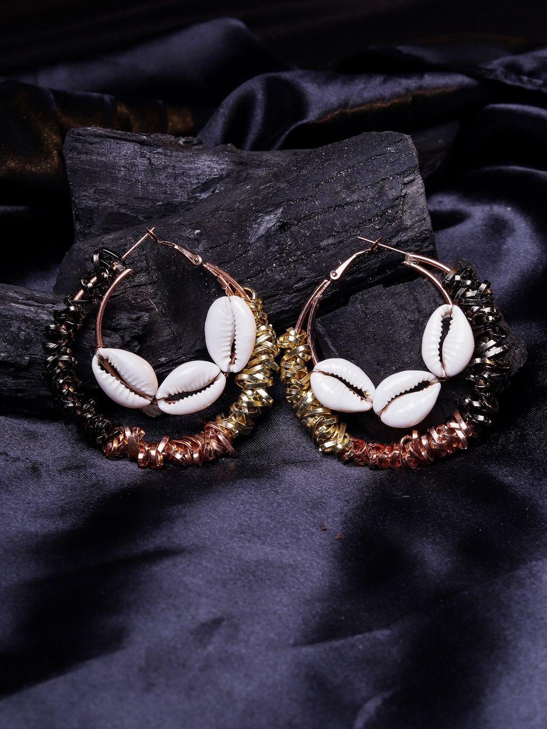 

KPOP Contemporary Drop Earrings, Rose gold