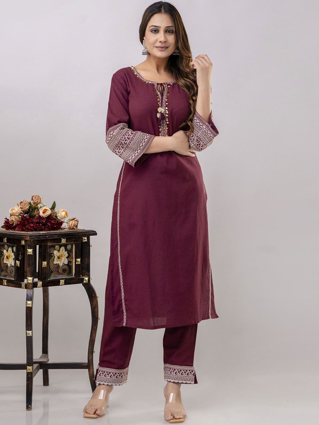 

Meena Bazaar Tie-Up Neck Three-Quarter Sleeves Regular Thread Work Kurta With Trouser, Burgundy