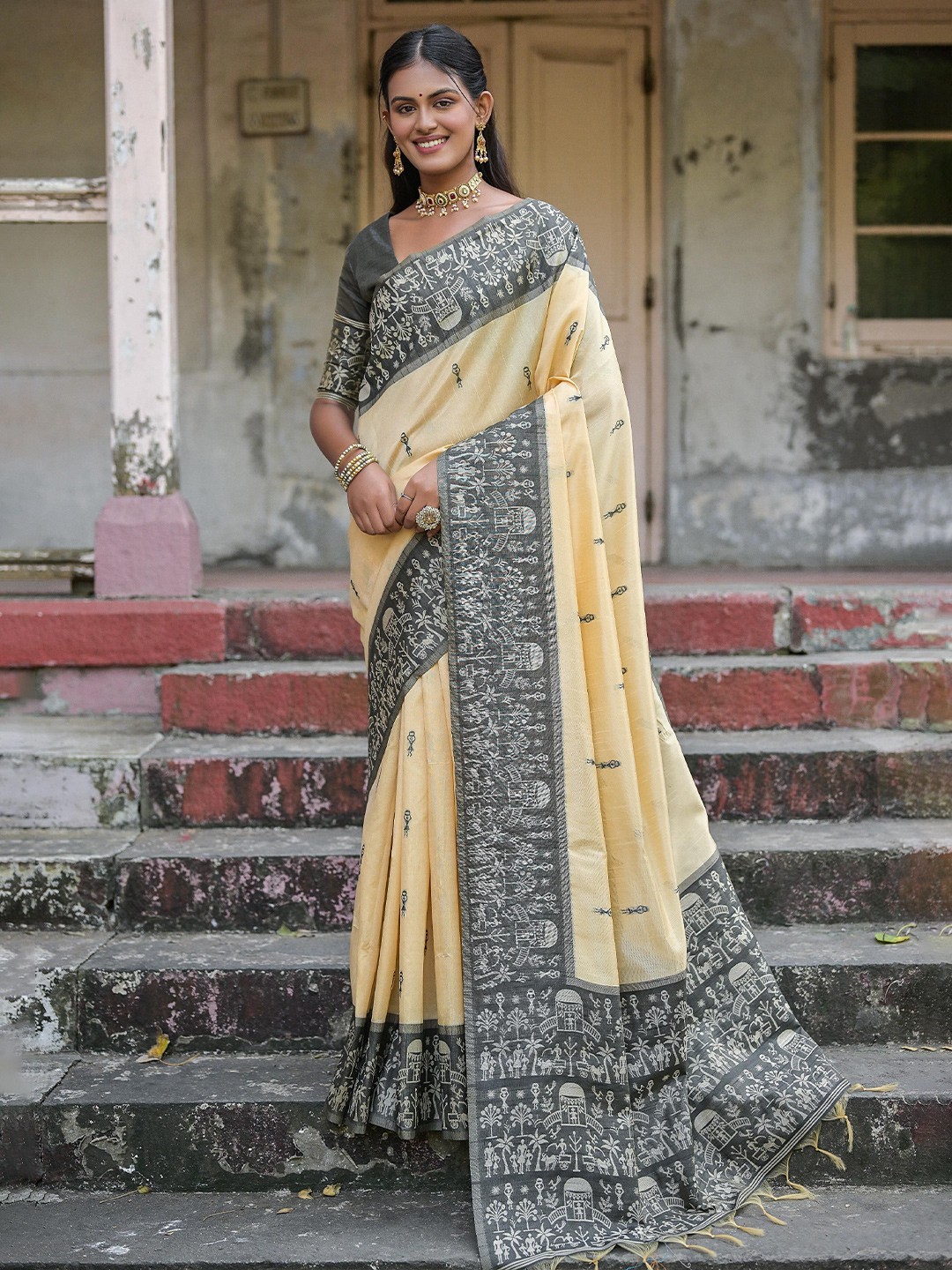 

Kandora Woven Design Pure Silk Saree, Black
