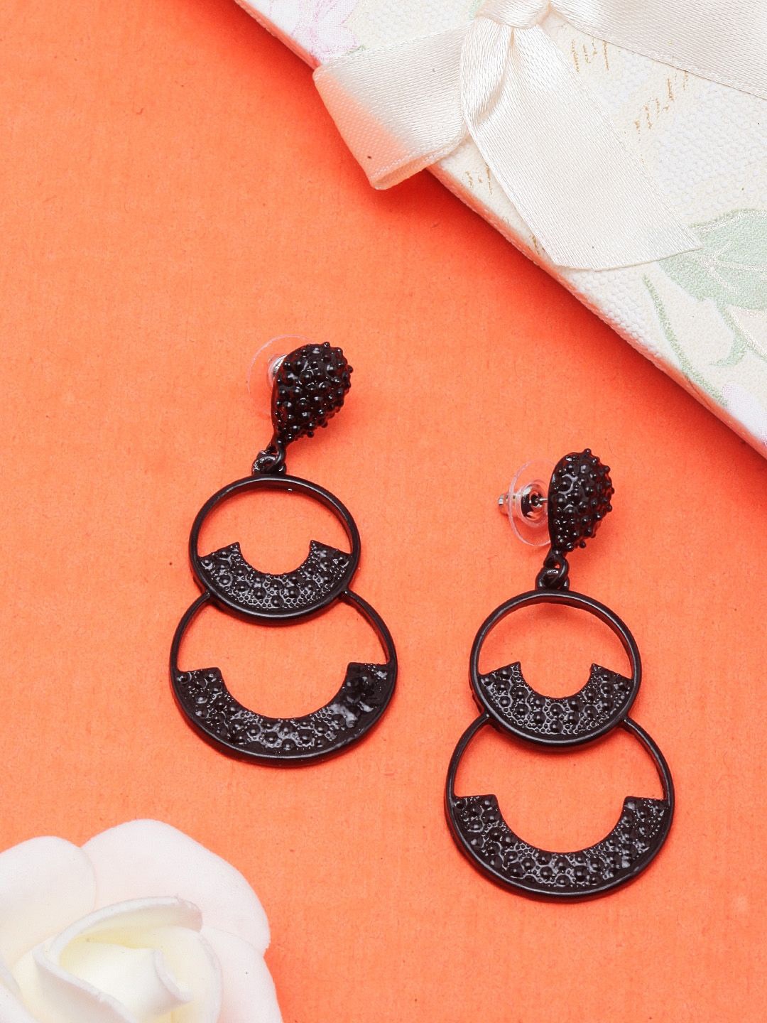 

KPOP Contemporary Drop Earrings, Black