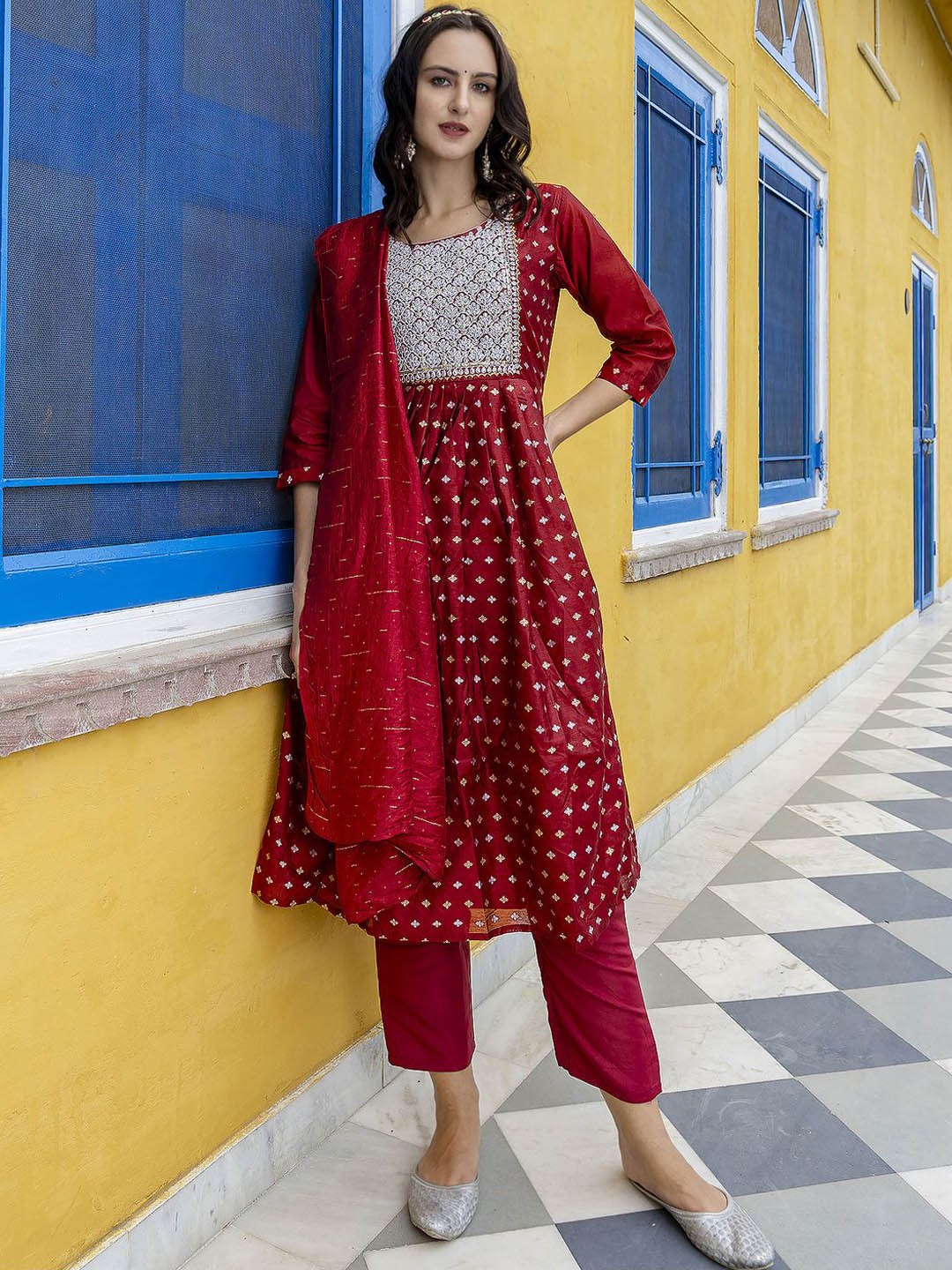

VredeVogel Ethnic Motifs Woven Design Thread Work Chanderi Silk Kurta & Trouser & Dupatta, Maroon