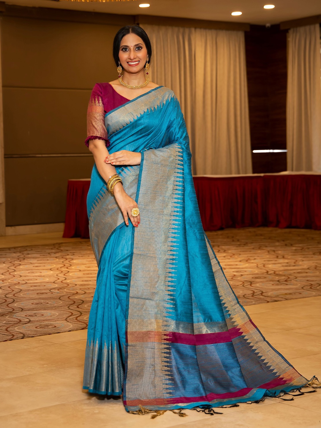 

Kandora Woven Design Zari Pure Silk Saree, Blue