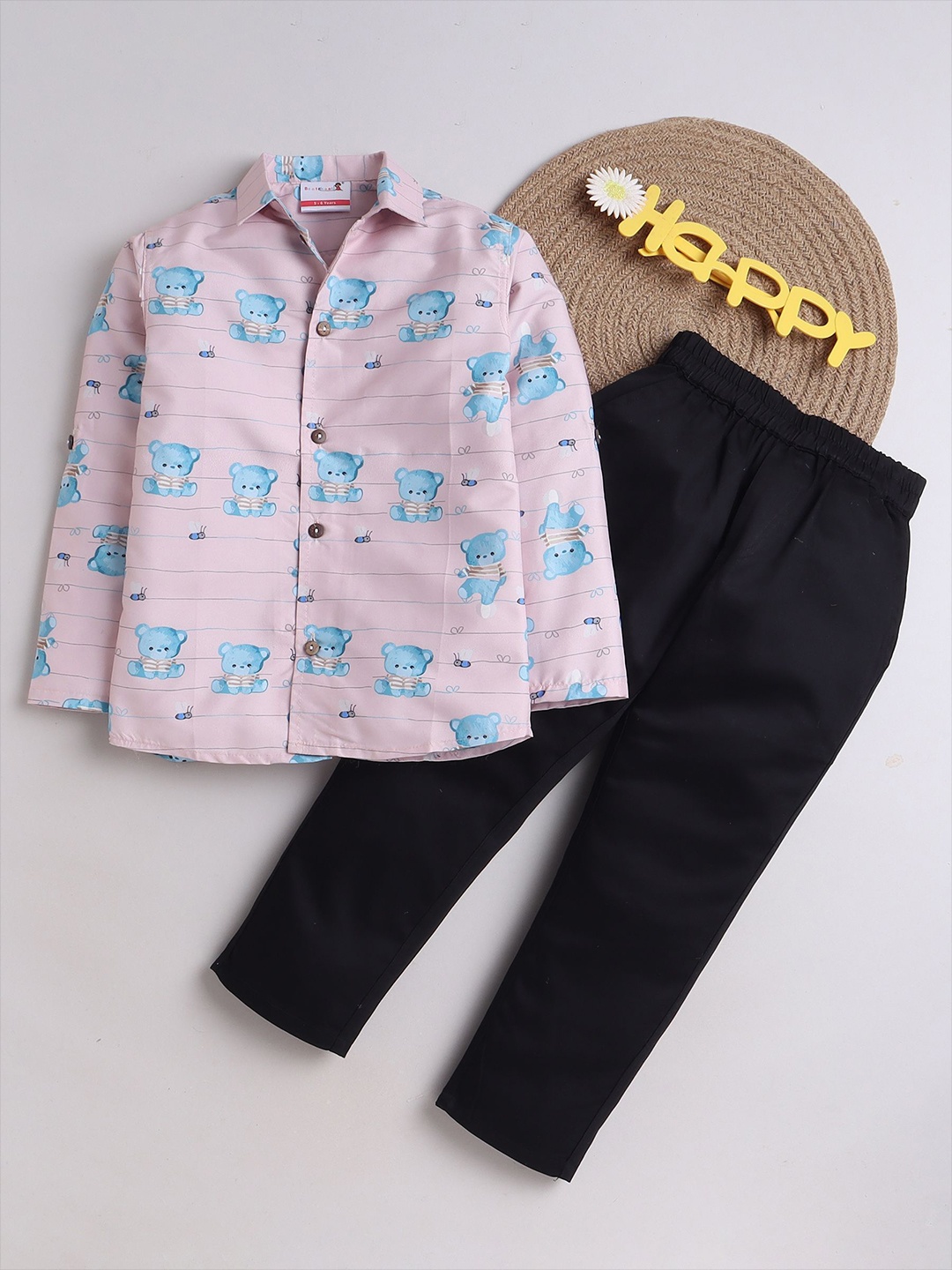 

BAATCHEET Boys Printed Shirt with Trousers, Pink