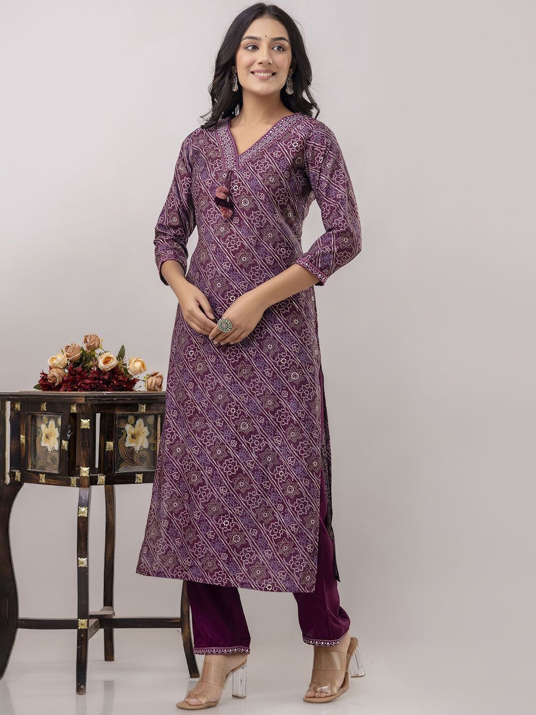 

Meena Bazaar Bandhani Printed V-Neck Regular Thread Work Anarkali Kurta With Trousers, Purple