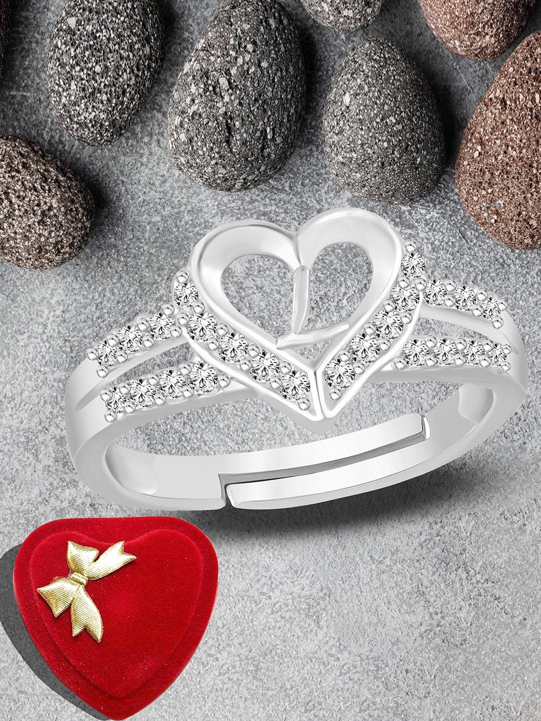 

Lila Silver-Plated AD Studded & L Alphabet Detail Adjustable Finger Ring