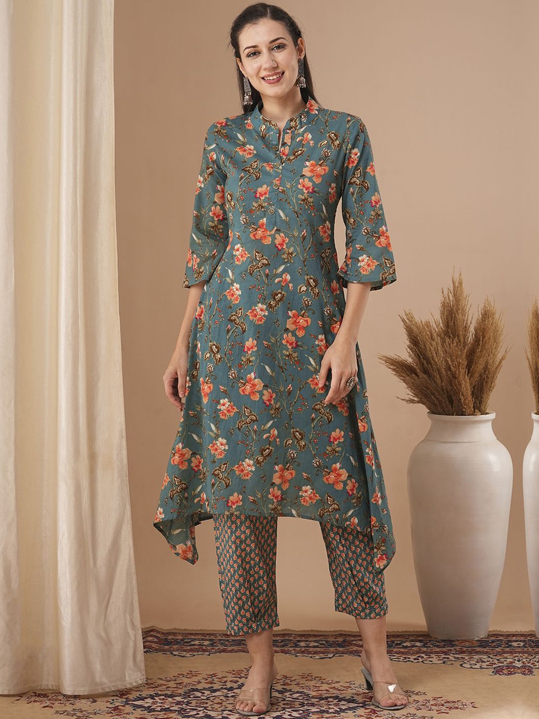 

FASHOR Women Floral Printed Regular Pure Cotton Kurta with Trouser, Grey