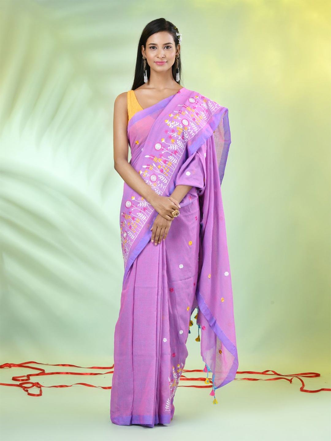 

Charukriti Floral Embroidered Pure Cotton Saree, Violet