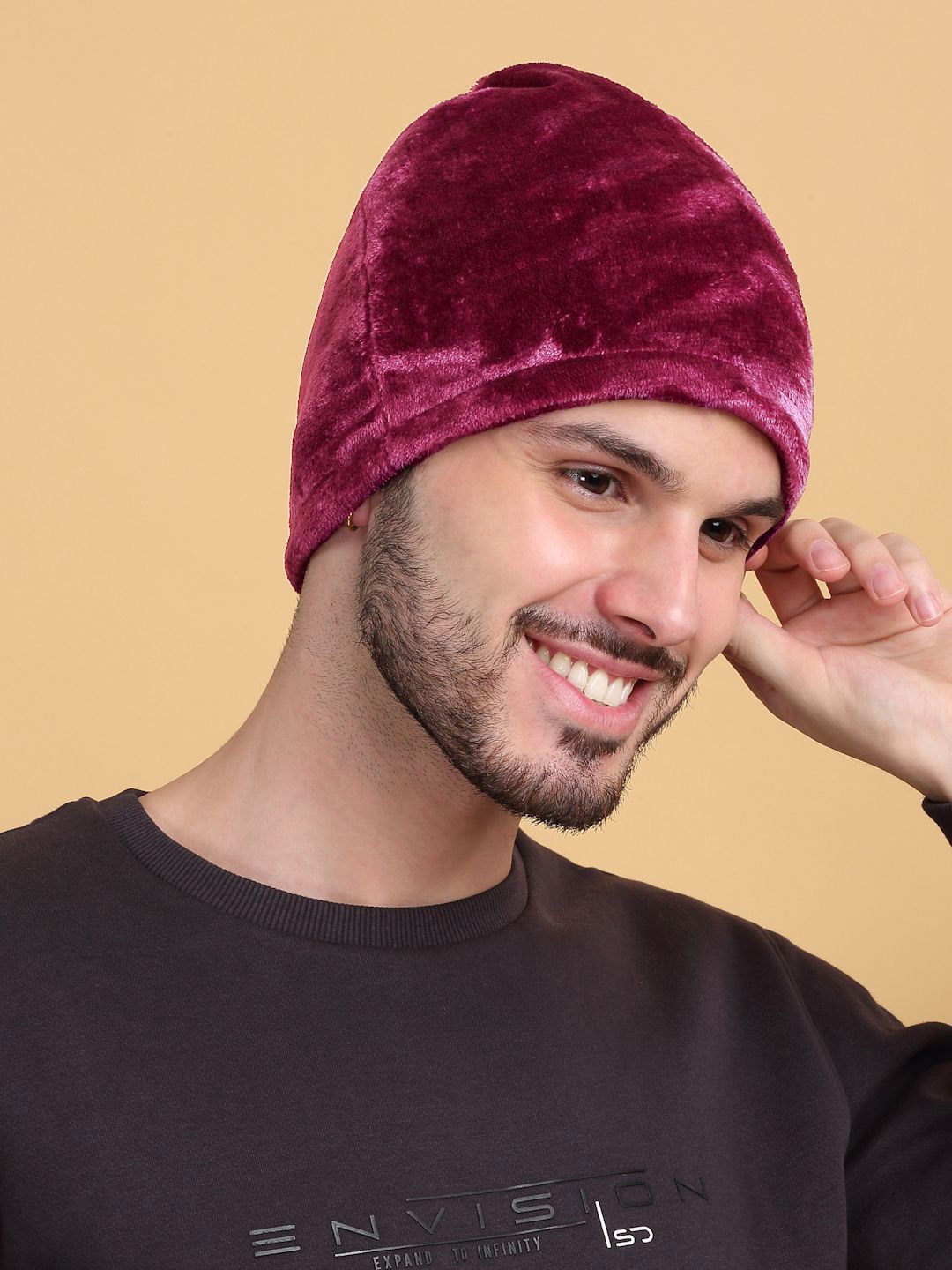 

KLOTTHE Men Woollen Beanie Caps, Maroon