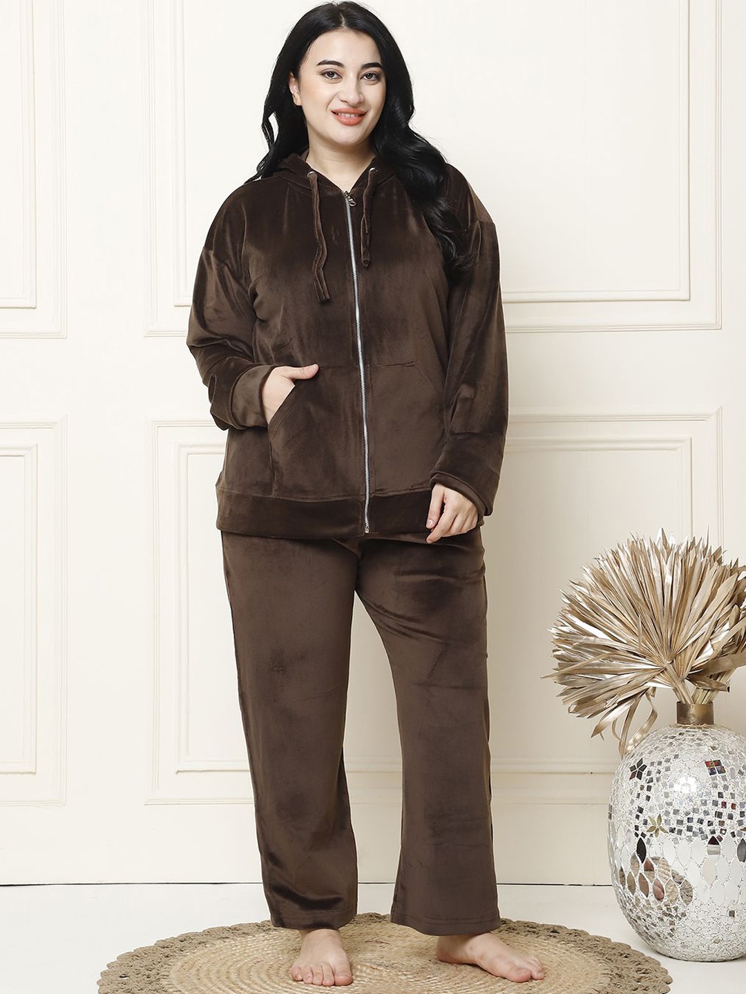 

TAG 7 Women Plus Size Velvet Hoodie Night suit, Coffee brown