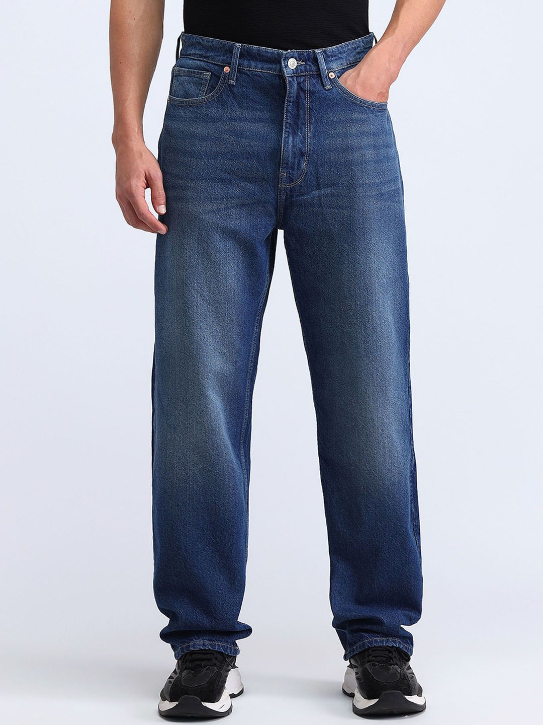 

Flying Machine Men Light Fade Stretchable Jeans, Blue
