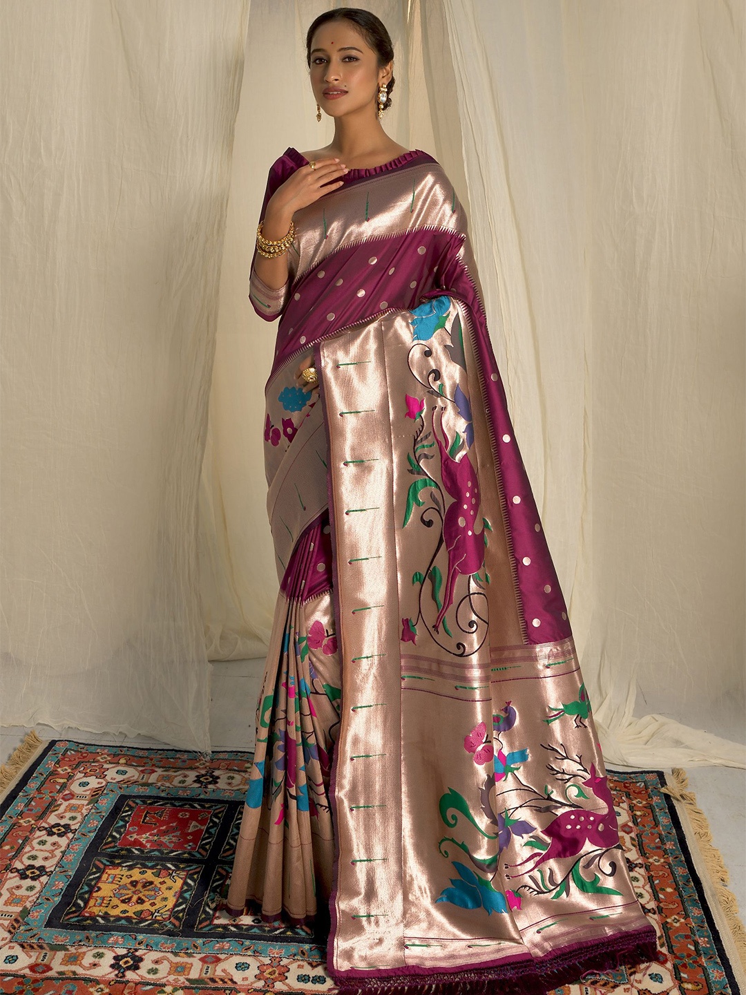 

Kandora Woven Design Zari Pure Silk Banarasi Saree, Maroon