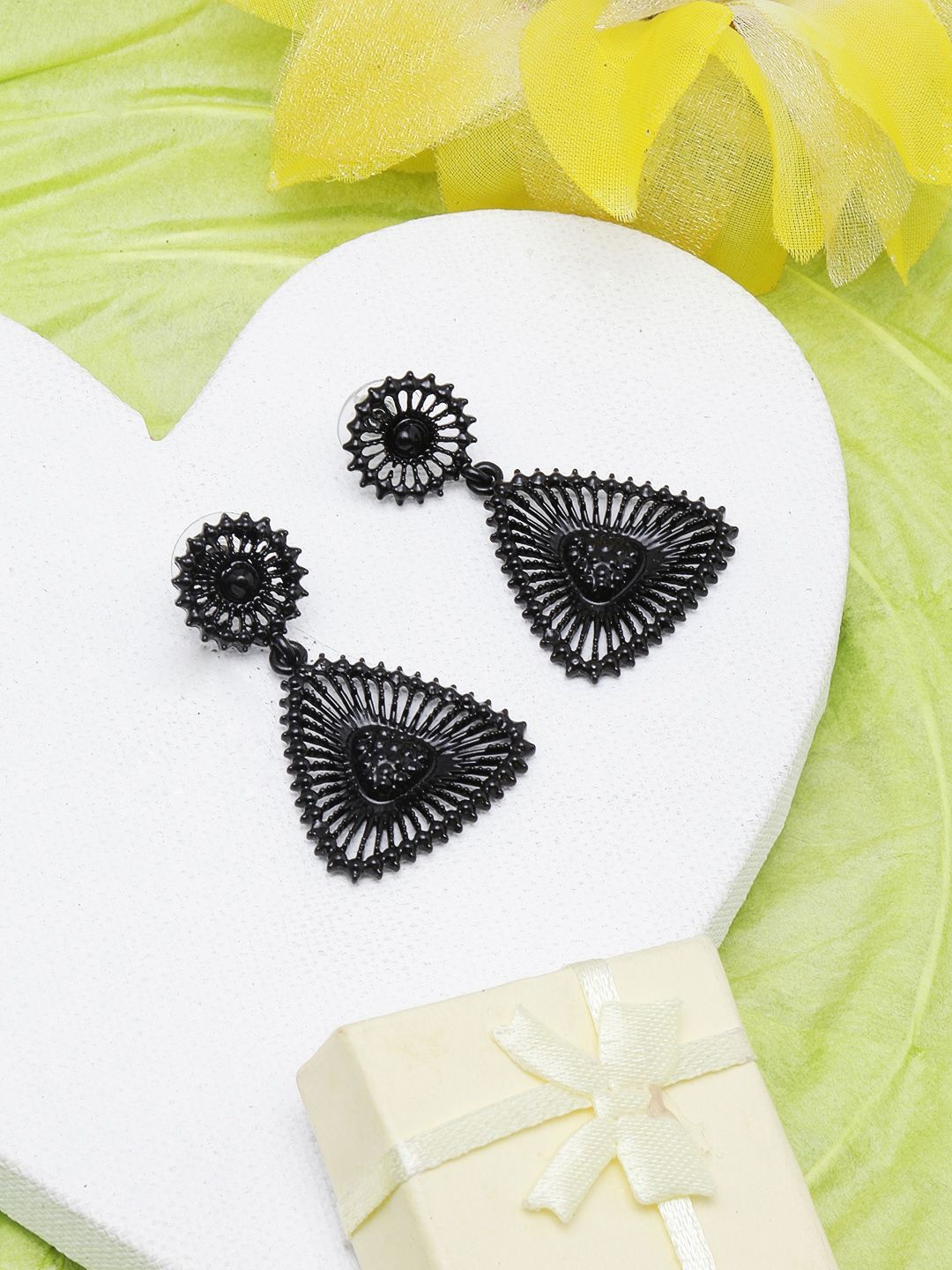 

KPOP Contemporary Drop Earrings, Black