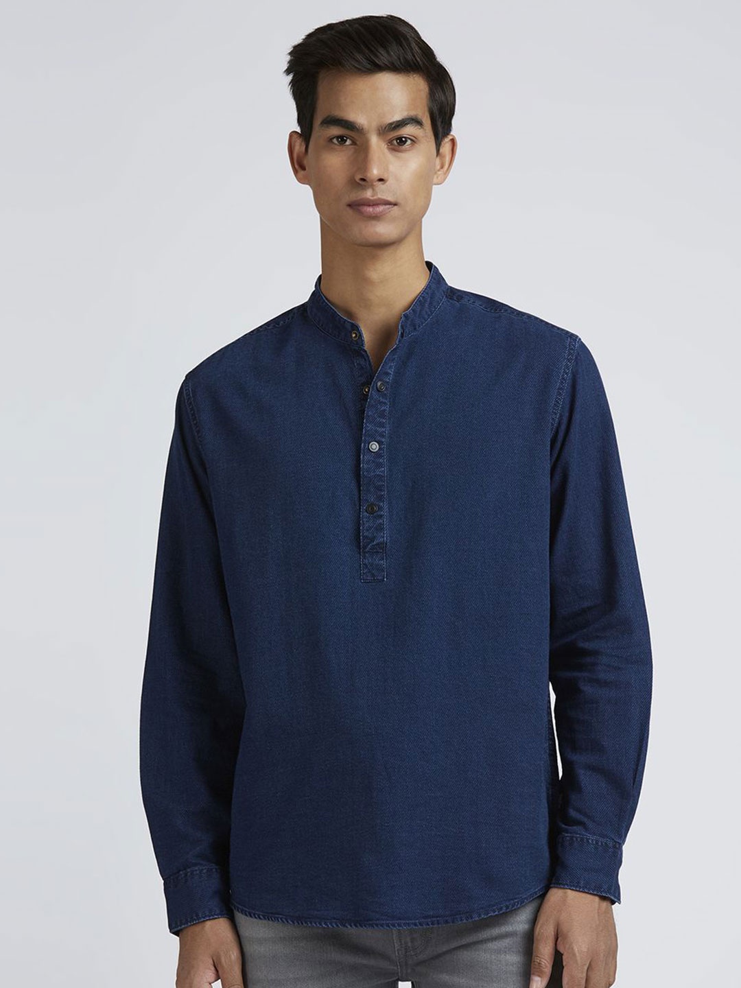 

Pepe Jeans Men Band Collar Solid Cotton Casual Shirt, Navy blue