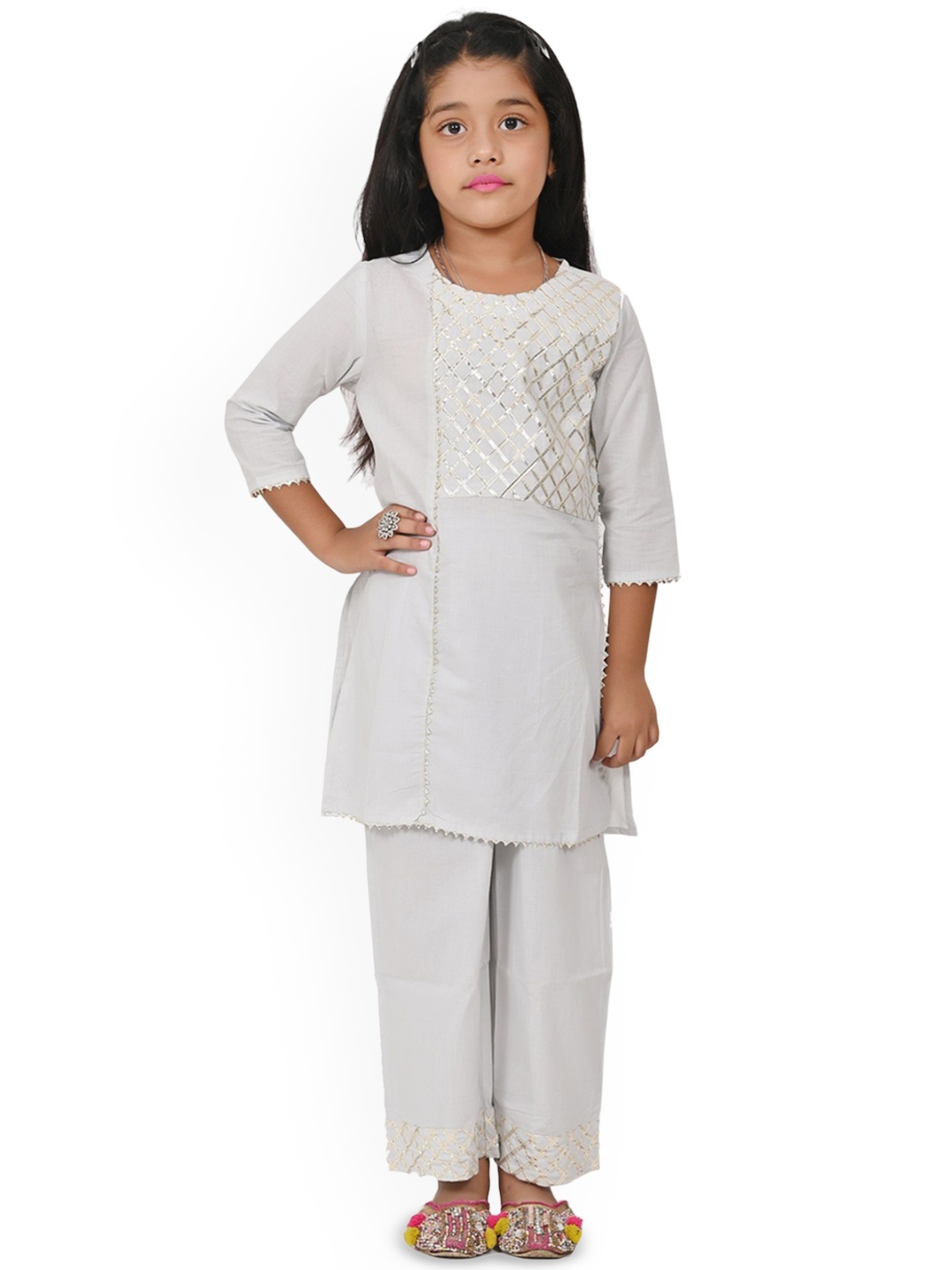 

Cloth Bites Girls Printed Regular Gotta Patti Kurta with Pyjamas, Grey