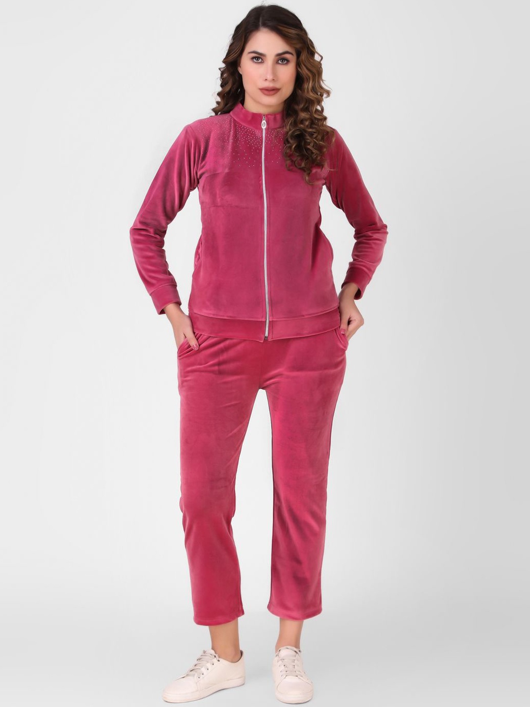 

FNOCKS Women Embellished Sweatshirt & Trouser Tracksuit, Pink