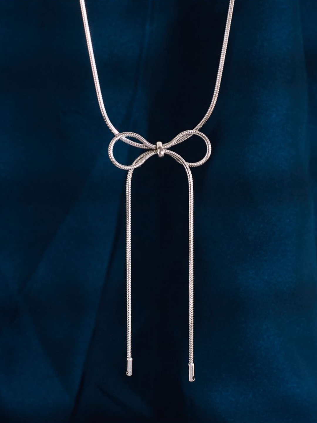 

SALTY Stainless Steel Chic Bow Necklace, Silver