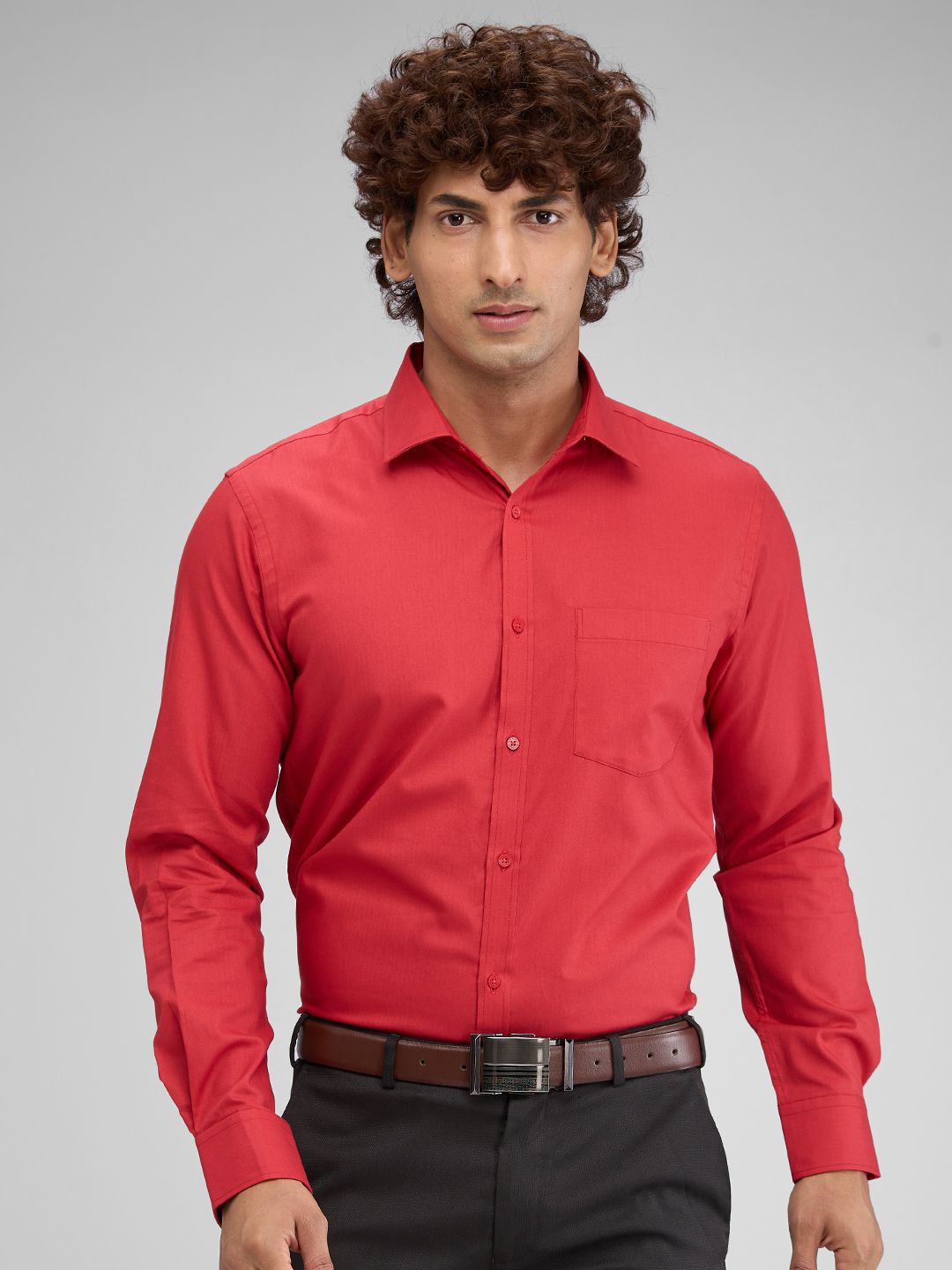

Park Avenue Men Cutaway Collar Solid Cotton Slim Fit Formal Shirt, Red