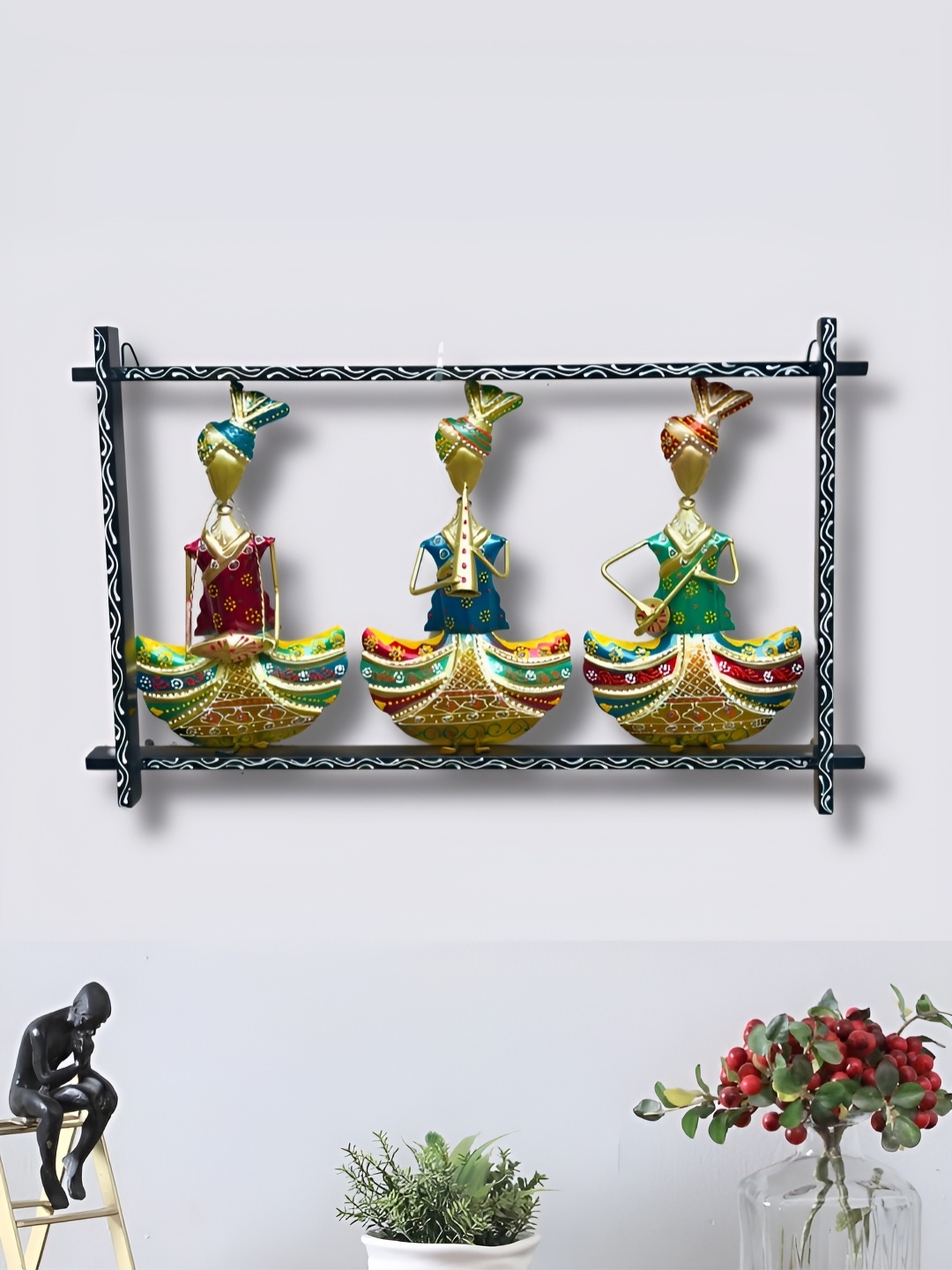 

ANSHIKA INTERNATIONAL Blue & Red Printed Rajasthani Musician Metal Wall Decor