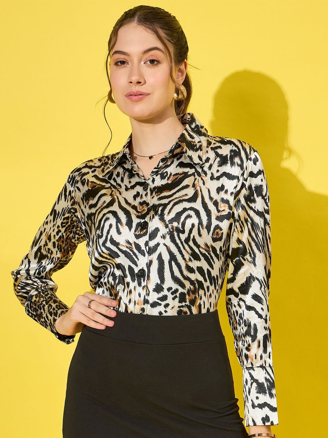 

BUY NEW TREND Women Standard Spread Collar Animal Printed Satin Casual Shirt, White