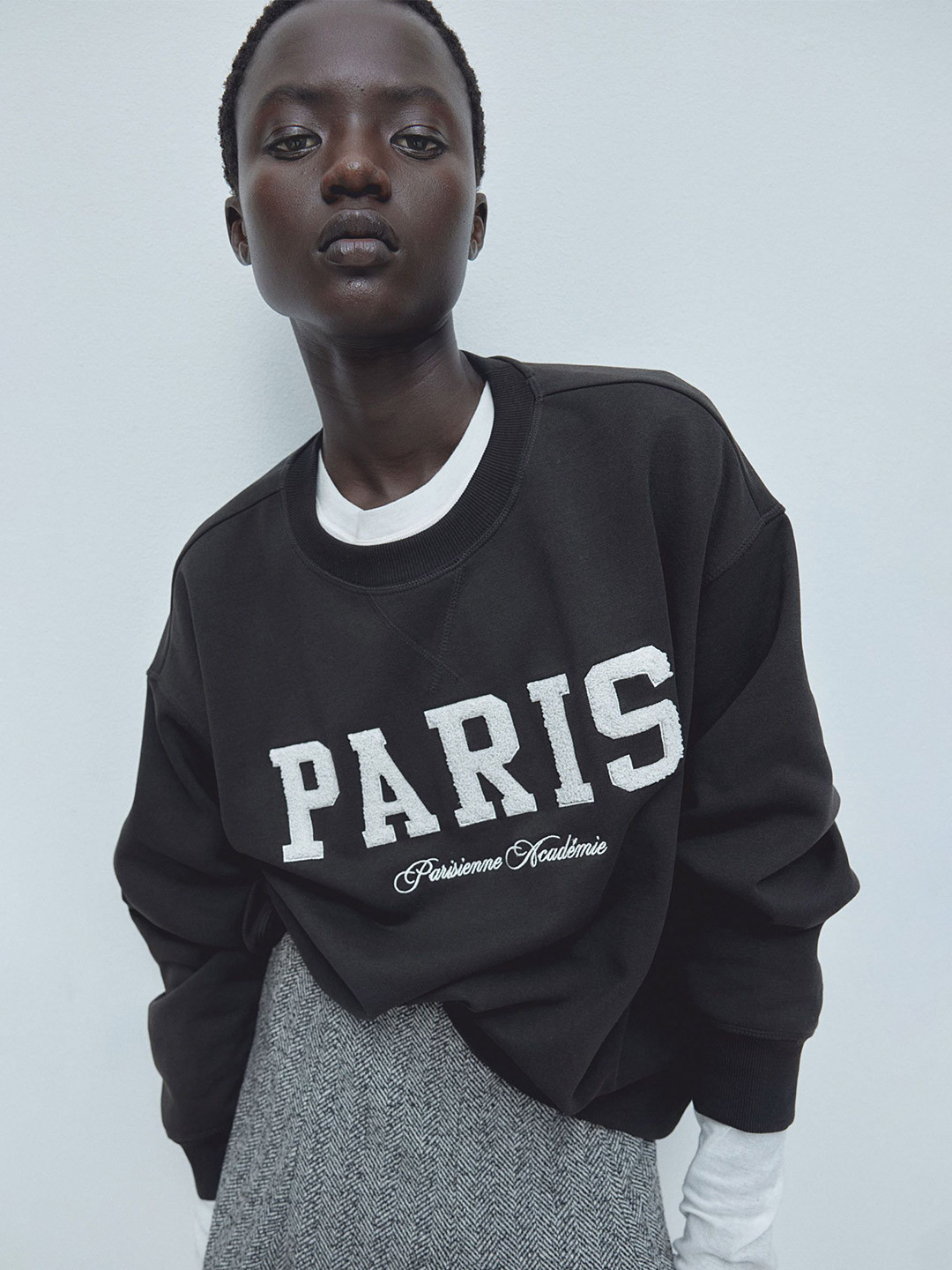 

H&M Printed Sweatshirt, Black