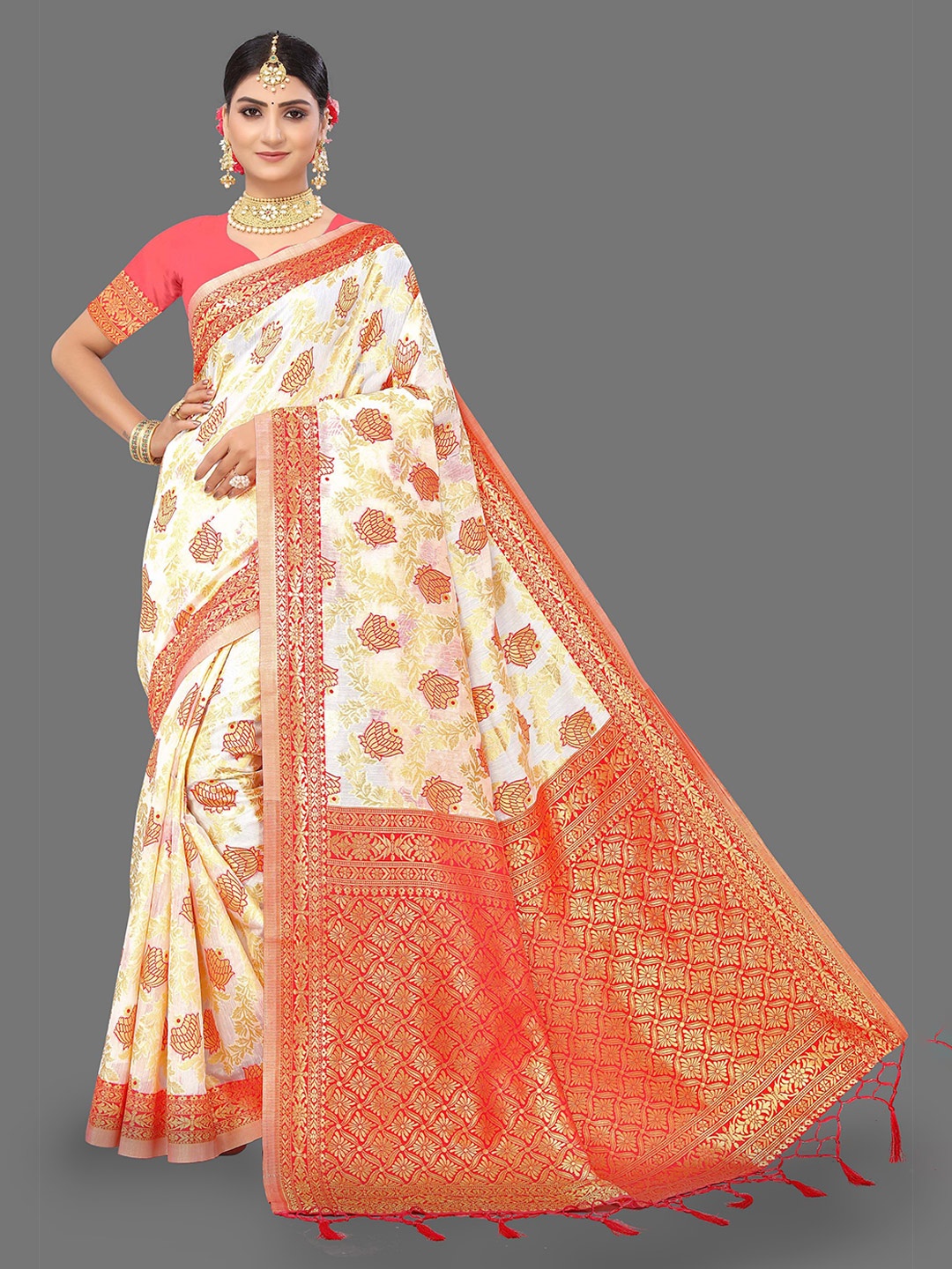

Maroosh Woven Design Zari Saree, White