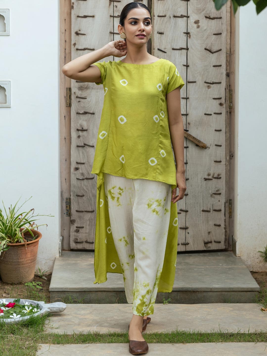 

Envy Me by FASHOR Dyed Round Neck Short Sleeves Regular Top With Trouser, Green