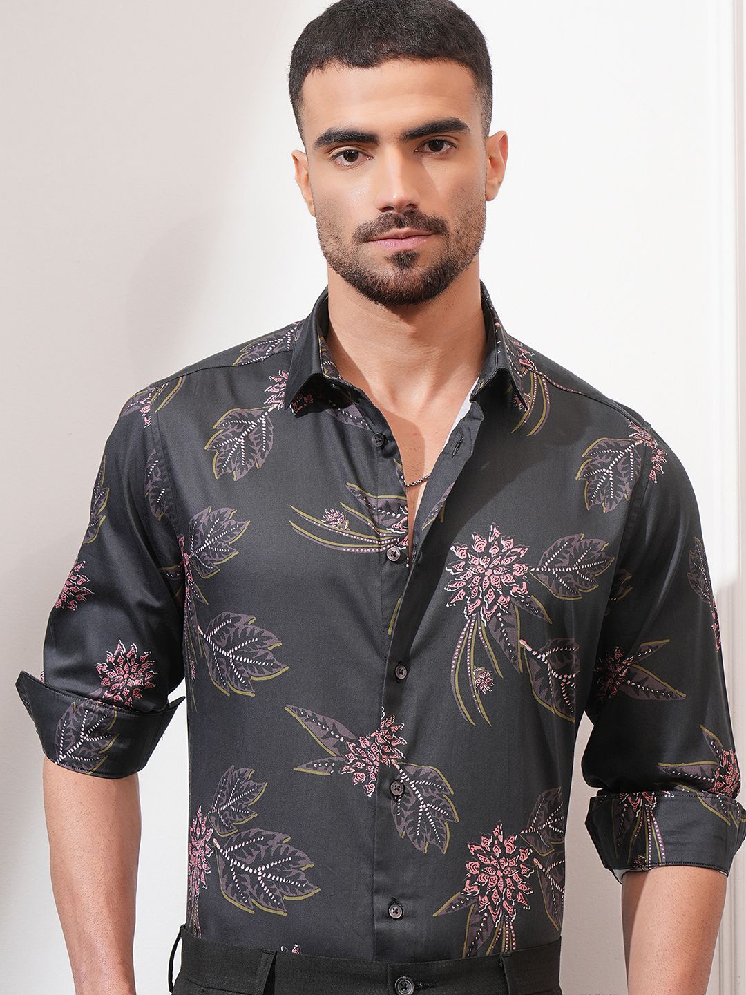 

Locomotive Luxe Men Coral Premium Satin Printed Occasion Shirt, Black