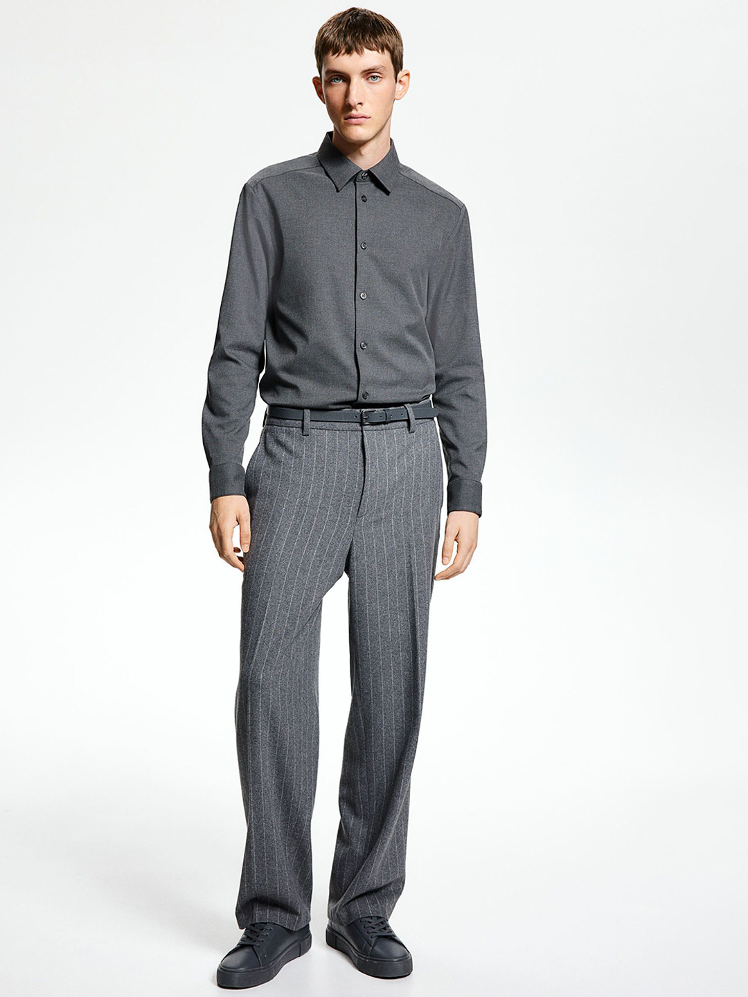 

H&M Men Relaxed Fit Wool Suit Trousers, Grey