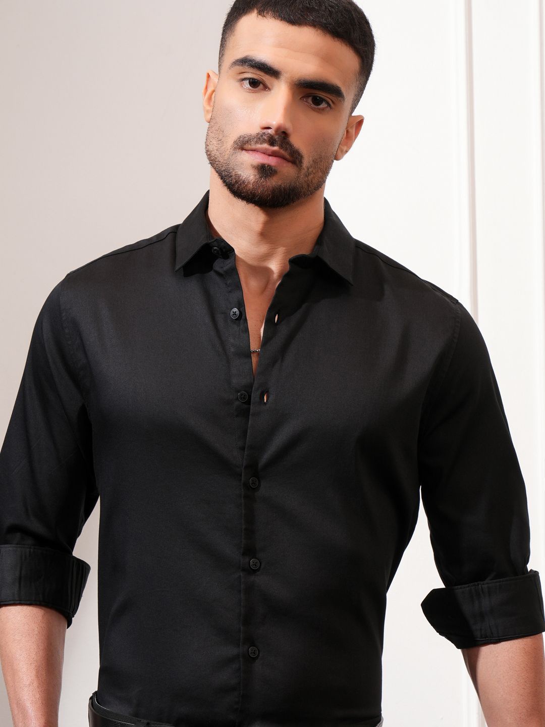 

Locomotive Luxe Men Premium Satin Solid Occasion Shirt, Black