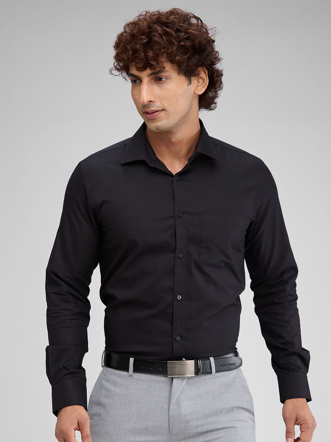 

Park Avenue Men Cutaway Collar Solid Cotton Slim Fit Formal Shirt, Black
