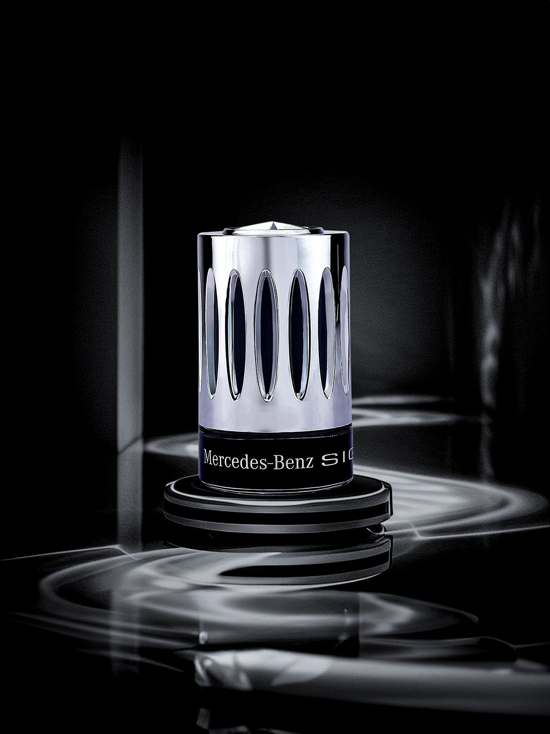 

Mercedes Benz Men Sign Long Lasting Eau De Parfum - 20 ml, Transparent
