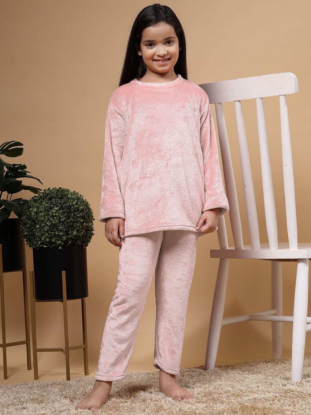 

KLOTTHE Girls Solid Wool Night Suit, Pink