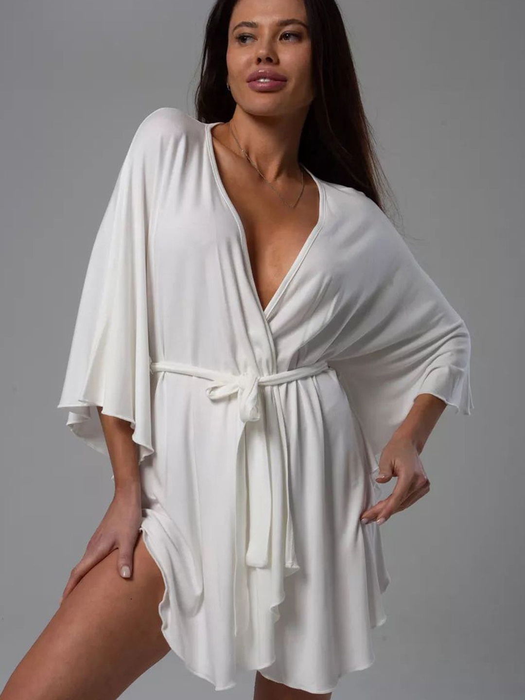 

LULU & SKY Robe With Tie-up Waist Belt, White