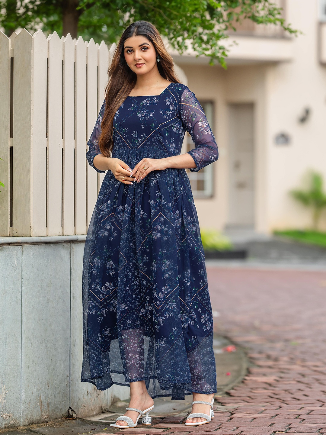 

Rujave Floral Print Applique Georgette Maxi Dress, Navy blue