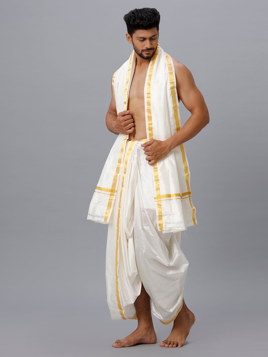 

Ramraj Men Panchakacham Dhoti Pants with Angavastram, White