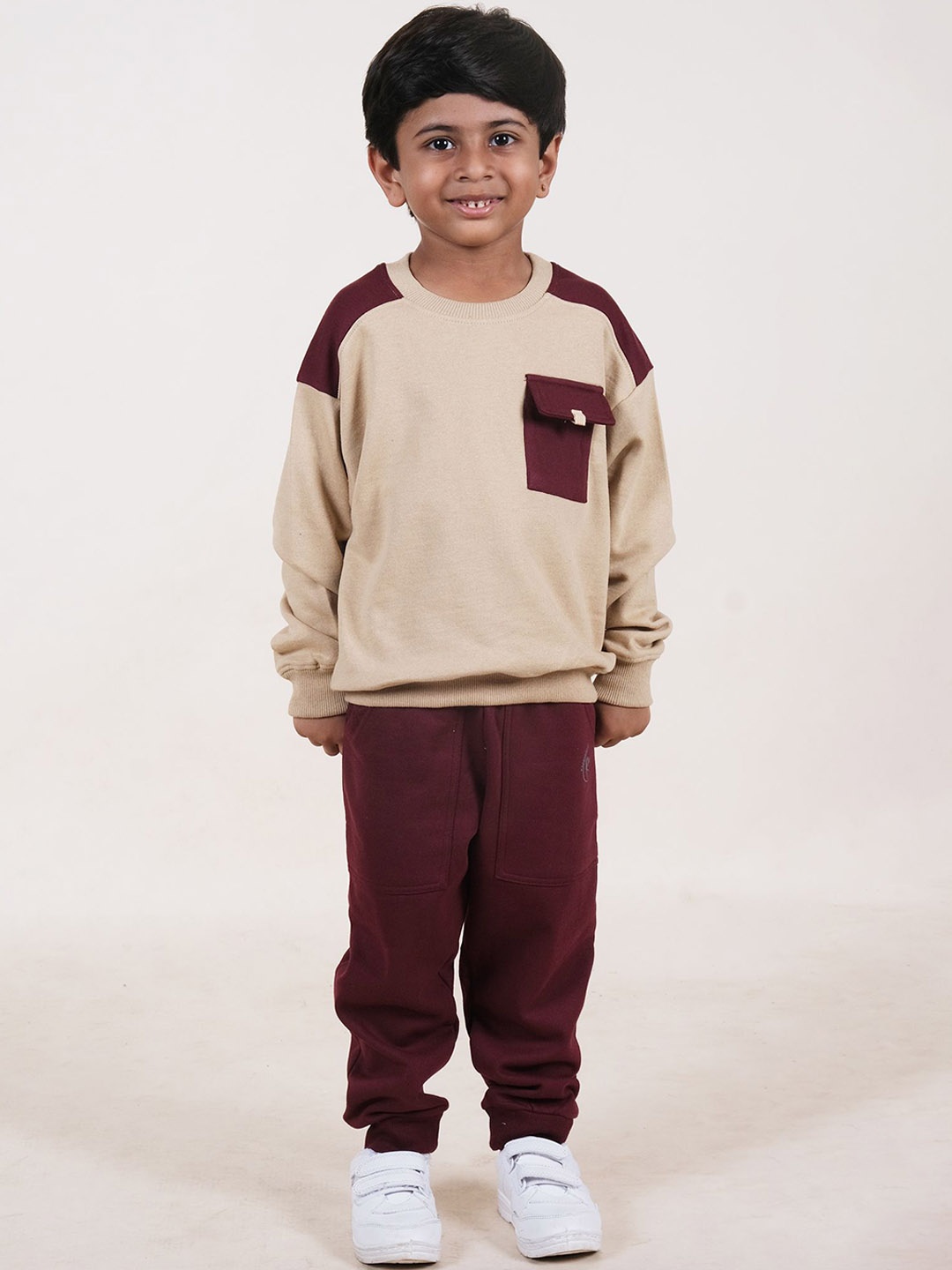 

KiddoPanti Boys Colourblocked Round Neck Mid-Rise Tracksuits, Beige