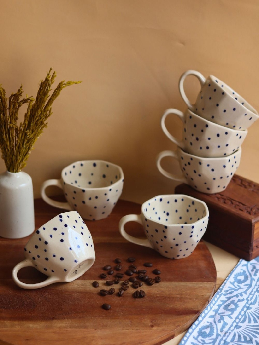 

WEAVING HOMES White & Navy Blue 6 Pieces Printed Ceramic Glossy Cups 220 ml