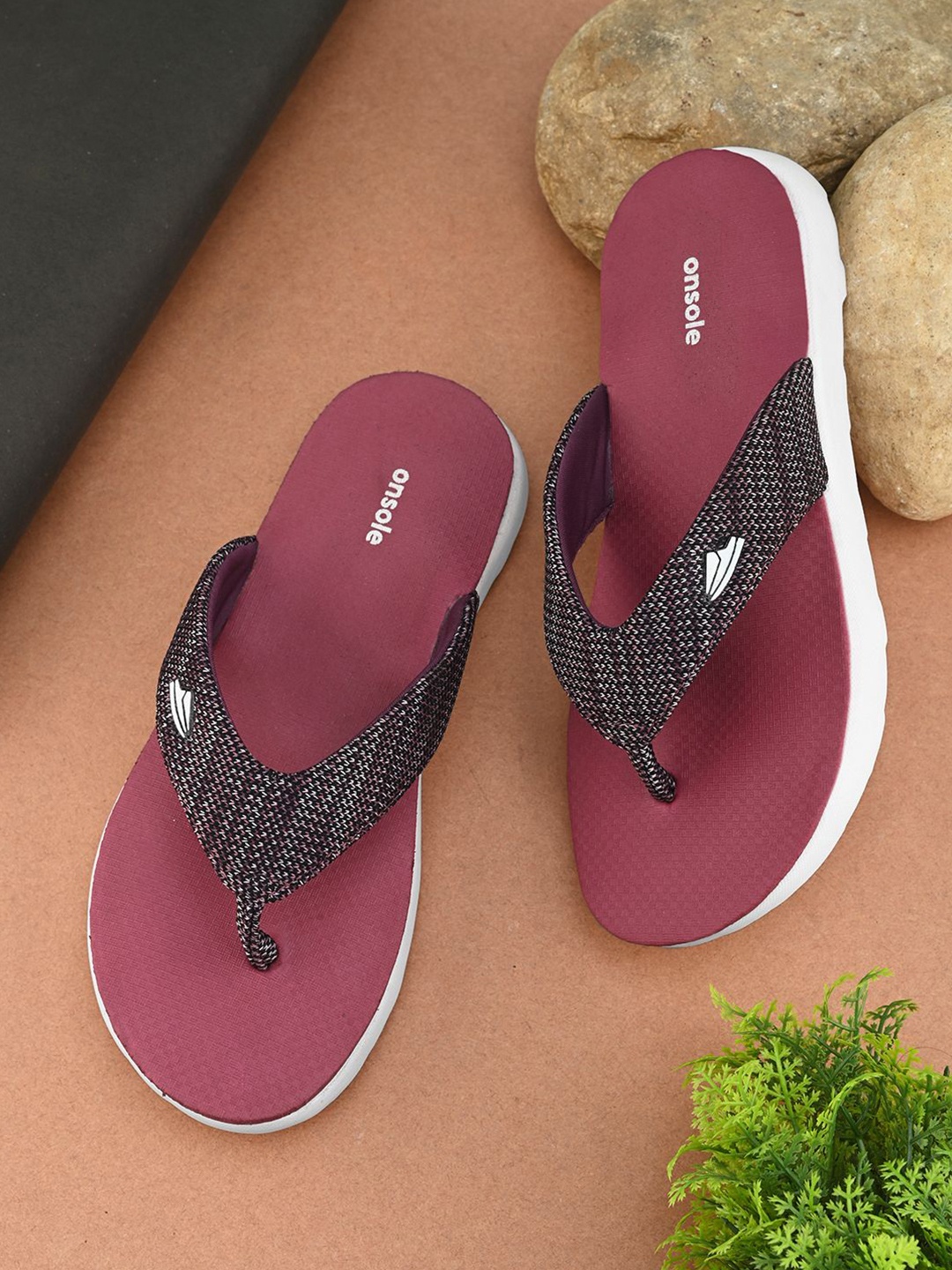 

ONSOLE Women Thong Flip-Flops, Maroon