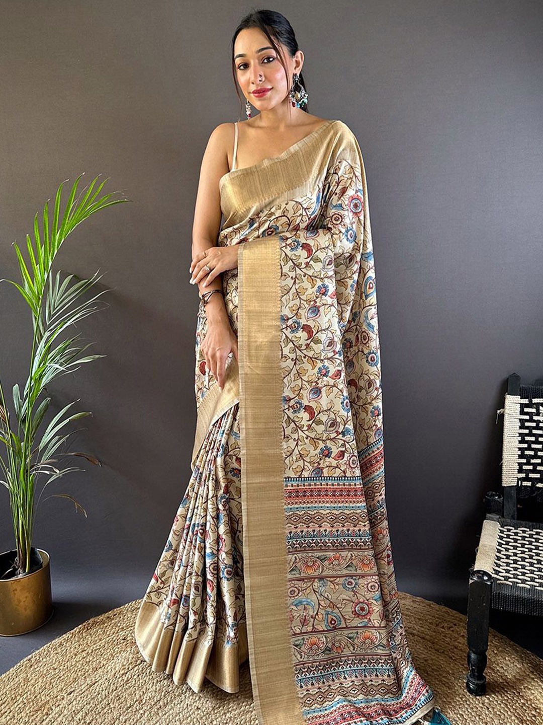 

SGF11 Kalamkari Zari Pure Silk Kanjeevaram Saree, Cream