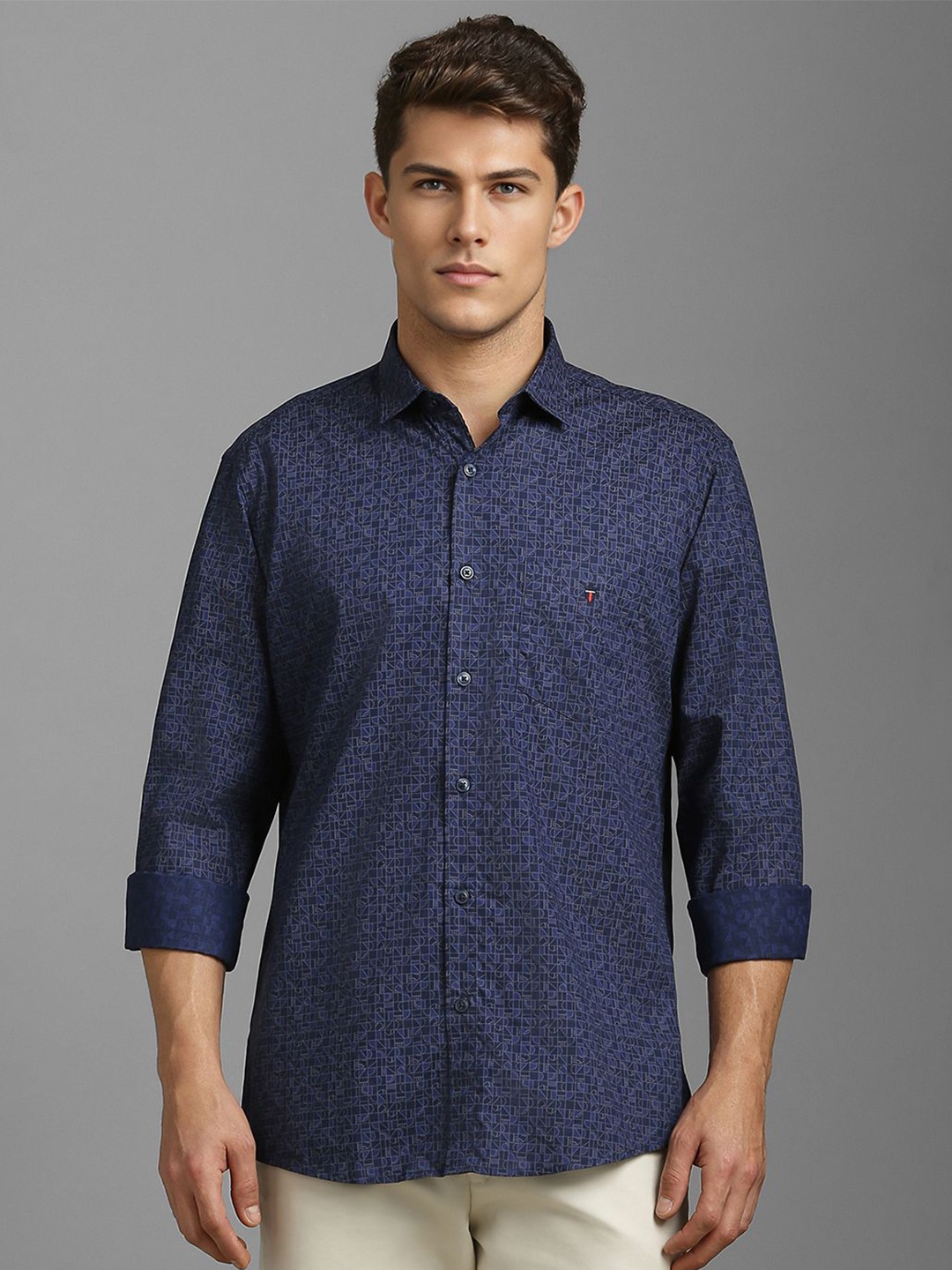 

Louis Philippe Sport Men Slim Fit Floral Opaque Printed Casual Shirt, Navy blue