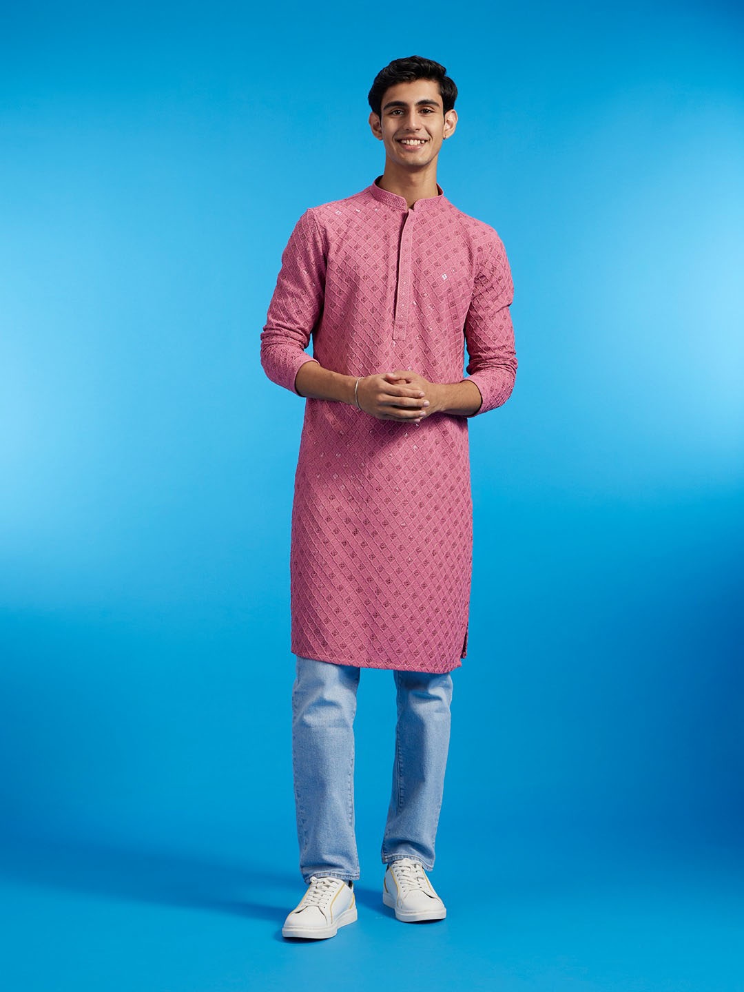 

Diwas by Manyavar Men Geometric Embroidered Chikankari & Sequinned Mandarin Collar Kurta, Pink