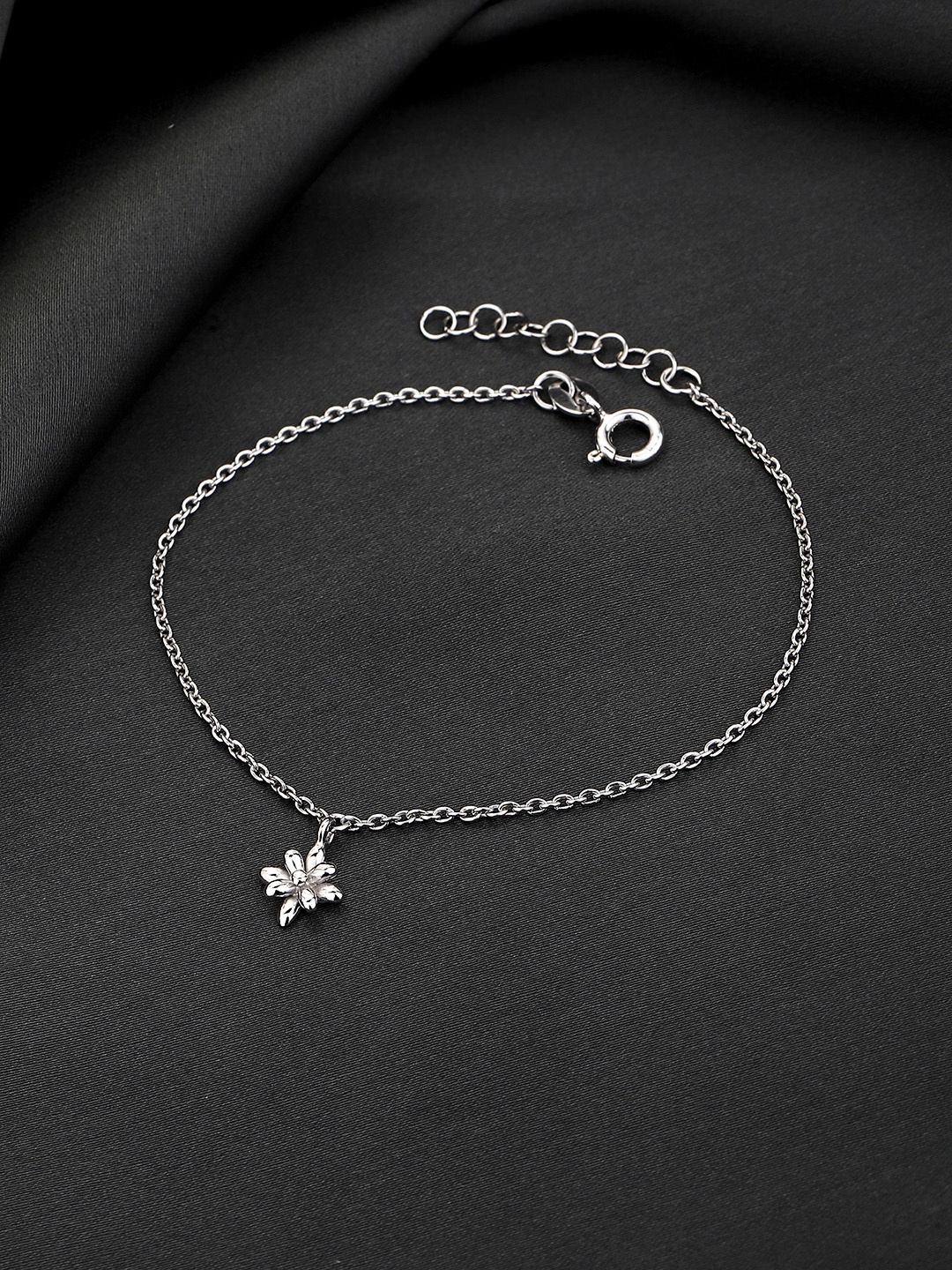 

Sangria Rhodium-Plated 925 Sterling Silver Charm Bracelet