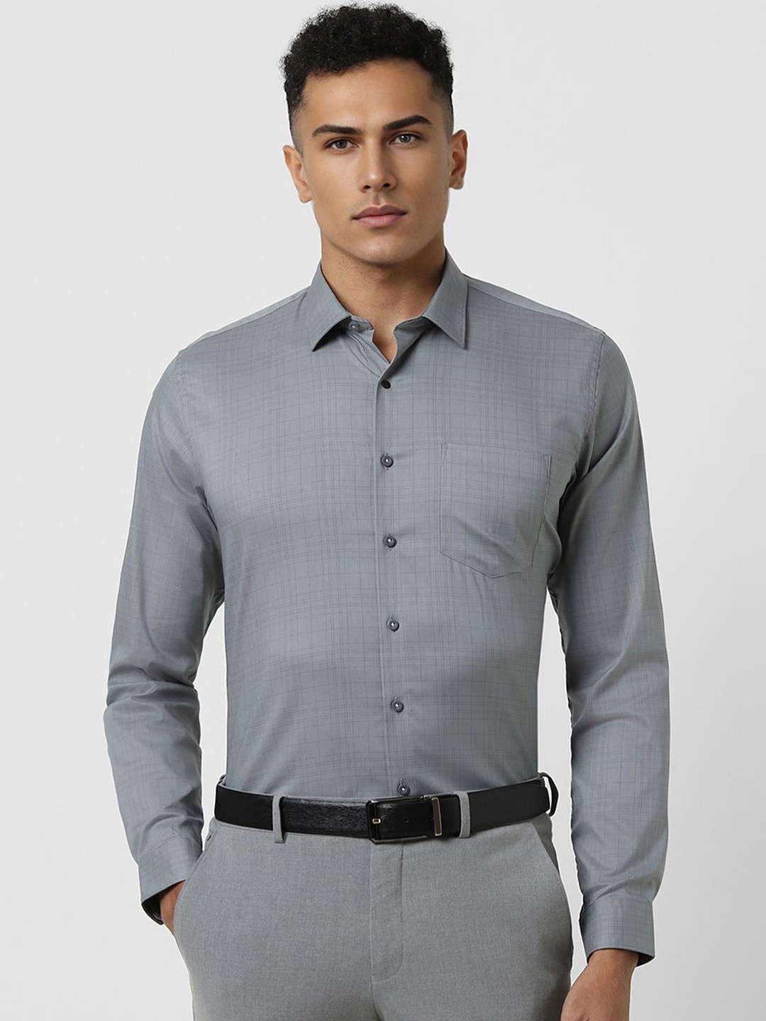 

Van Heusen Men Spread Collar Checked Cotton Slim Fit Formal Shirt, Grey