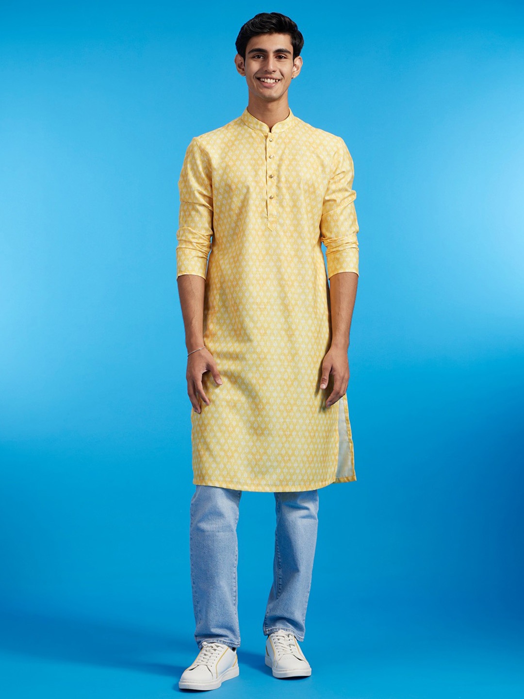 

Diwas by Manyavar Geometric Woven Design Mandarin Collar Straight Kurta, Yellow