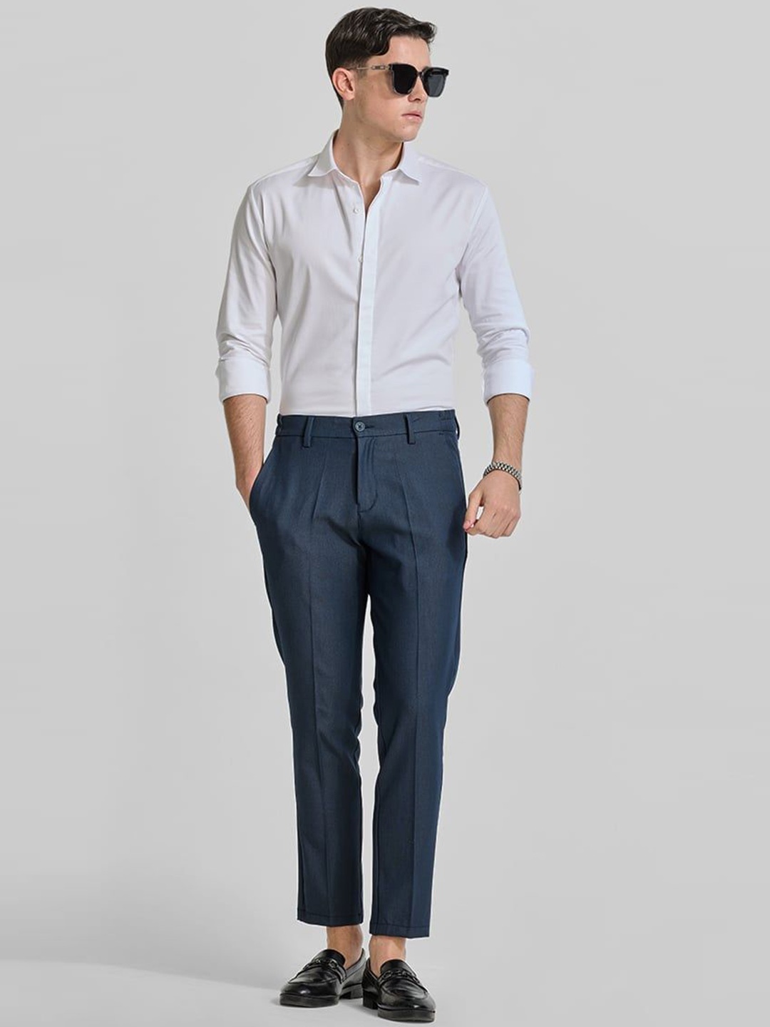 

Snitch Men Smart Slim Fit Trousers, Navy blue
