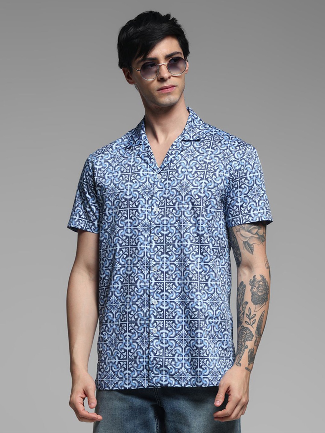 

Jack & Jones Men Cuban Collar Abstract Printed Cotton Relaxed Fit Casual Shirt, Blue