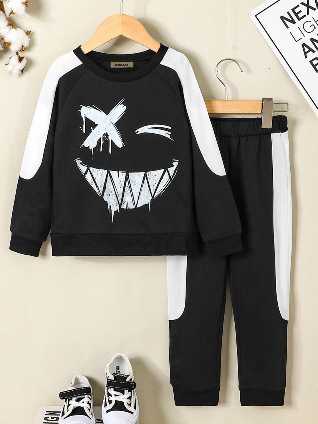 

INCLUD Boys Printed Clothing Set, Black