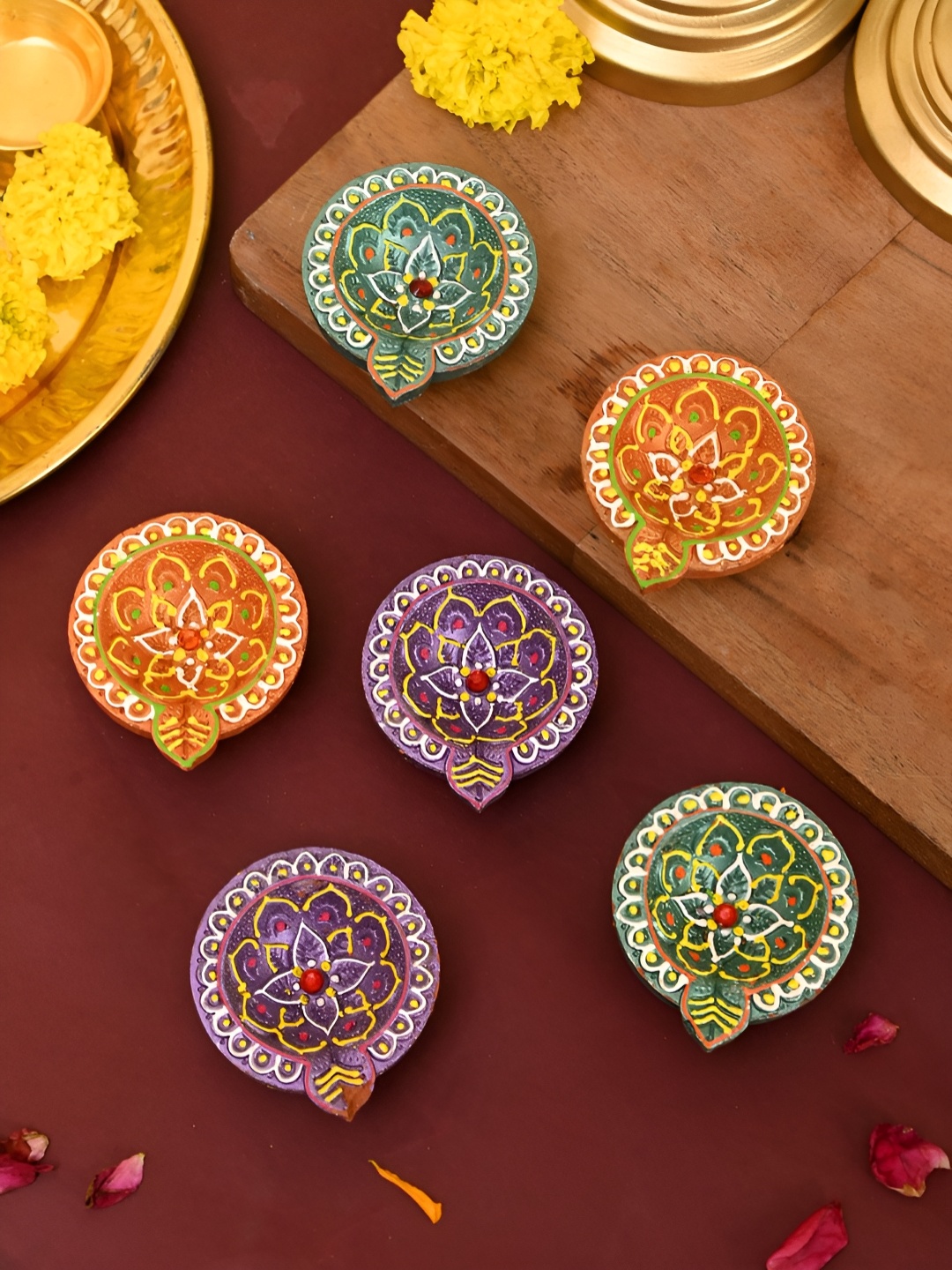 

Aapno Rajasthan Purple & Green 6 Pieces Lotus Motif Printed Terracotta Diyas